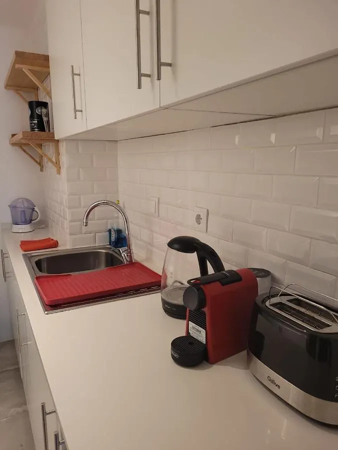 Cozy Estrela Apartment Lizbona 0*,